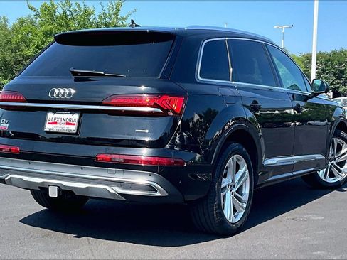Used 2023 Audi Q7 2.0T Premium w/ Convenience Package AWD/4WD image 11