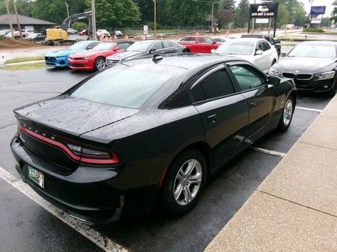 Used 2023 Dodge Charger SXT RWD image 5
