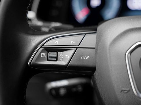 Used 2025 Audi Q7 3.0T Prestige image 15