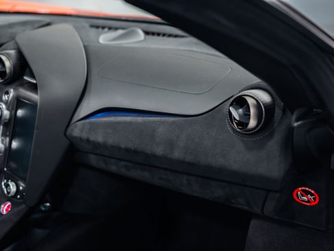 Used 2019 McLaren 720S Performance RWD image 19