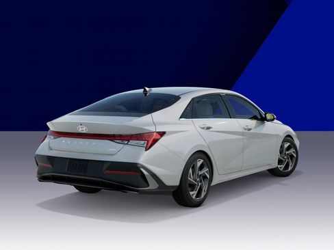 New 2026 Hyundai Elantra Limited FWD image 4