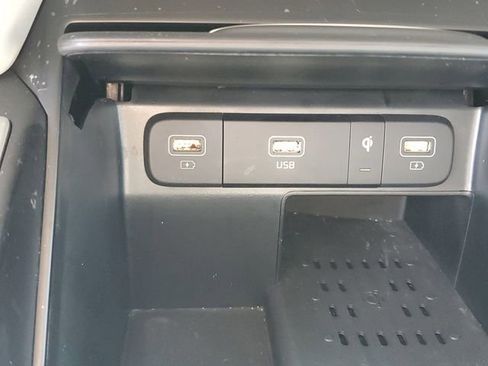 Certified 2023 Kia Sorento S image 22