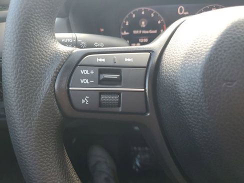 New 2025 Honda Accord SE image 31