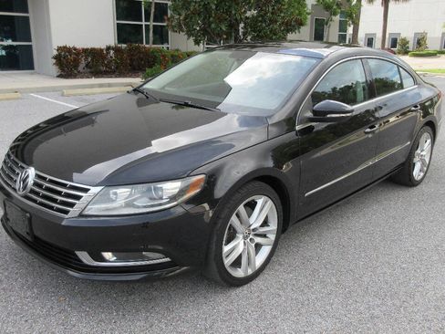 Used 2013 Volkswagen CC Lux image 1