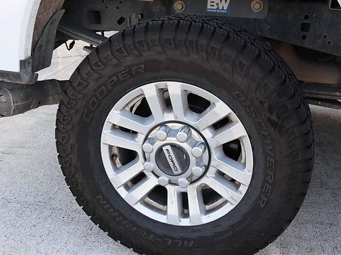 Used 2019 Ford F250 XLT w/ Snow Plow Prep Package AWD/4WD image 36