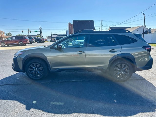 Used 2023 Subaru Outback Onyx Edition AWD/4WD image 4