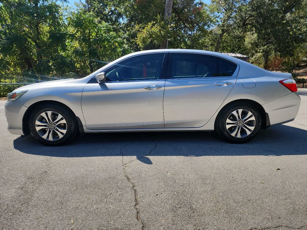 Used 2015 Honda Accord LX image 4