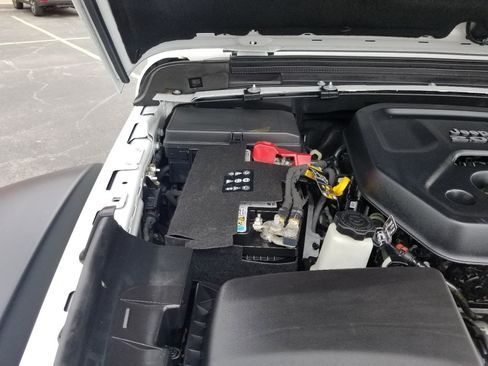 Used 2020 Jeep Wrangler Unlimited Rubicon AWD/4WD image 23