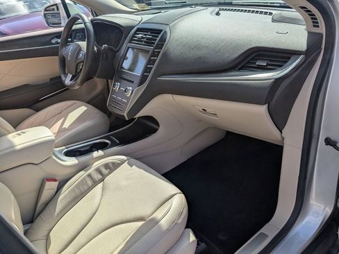 Used 2019 Lincoln MKC Reserve w/ MKC Technology Package image 15