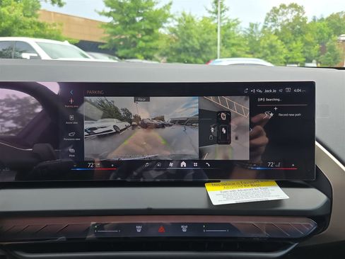 Used 2025 BMW X3 xDrive30i w/ Premium Package image 32