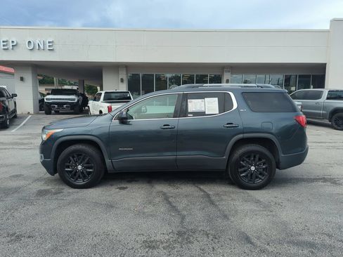 Used 2019 GMC Acadia SLT w/ LPO, Floor Liner Package FWD image 3