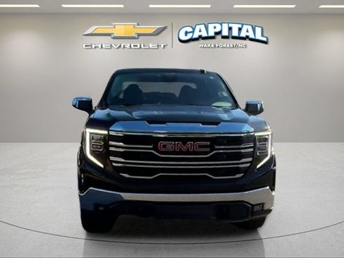 Used 2025 GMC Sierra 1500 SLT AWD/4WD image 9