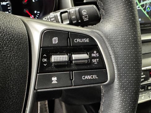 Used 2019 Kia Sorento SX image 20