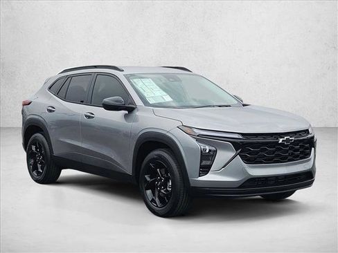 New 2026 Chevrolet Trax LT w/ Driver Confidence Package image 7