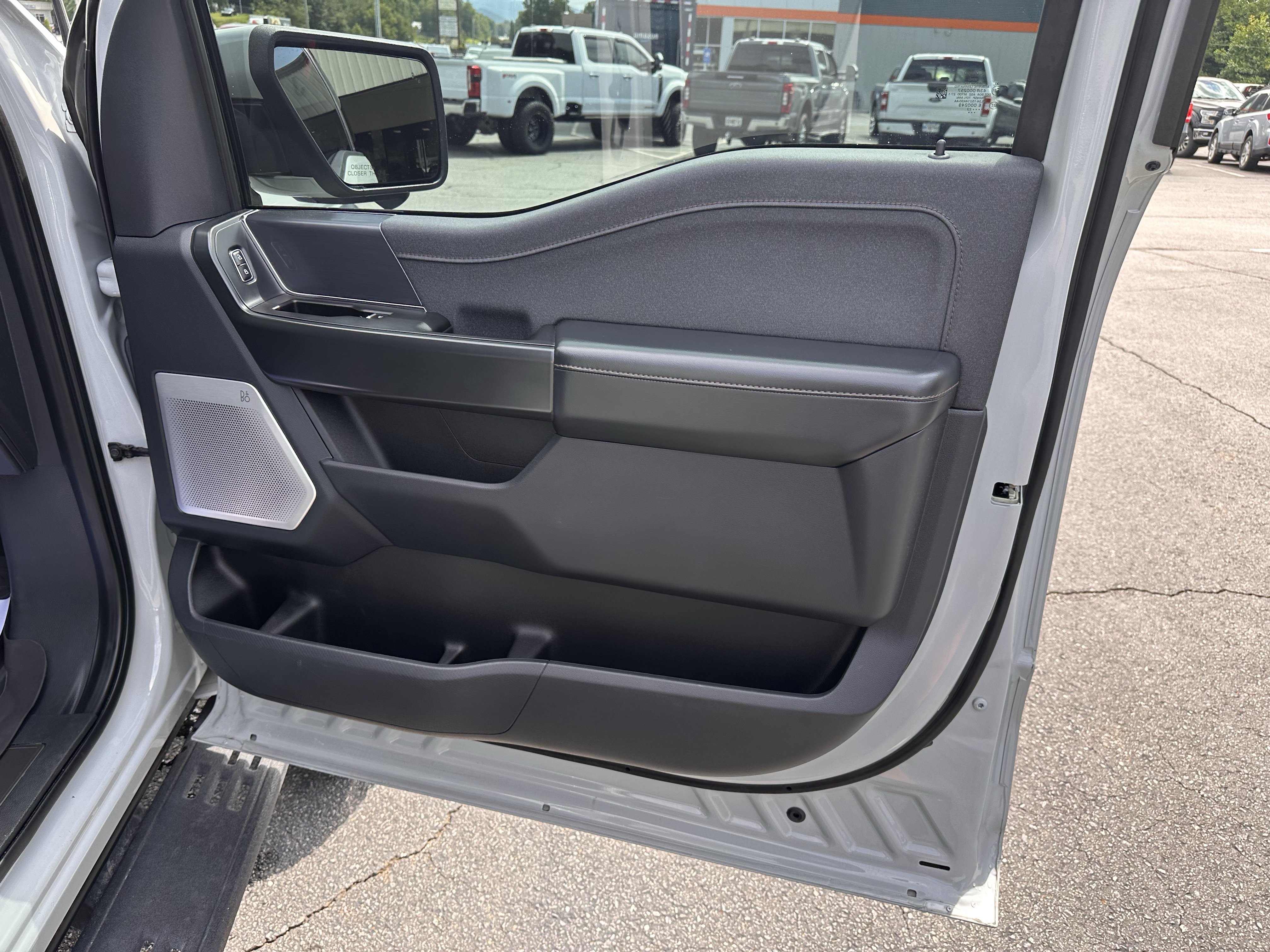 Used 2023 Ford F150 Raptor AWD/4WD image 14