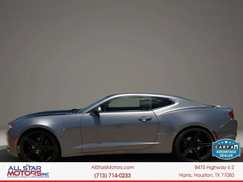 Used 2021 Chevrolet Camaro SS RWD image 7