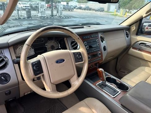 Used 2008 Ford Expedition Eddie Bauer AWD/4WD image 11