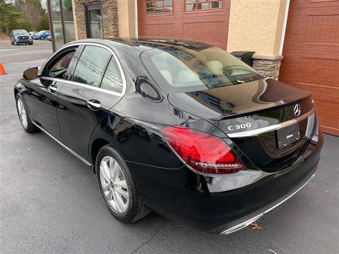 Used 2019 Mercedes-Benz C 300 4MATIC Sedan image 10
