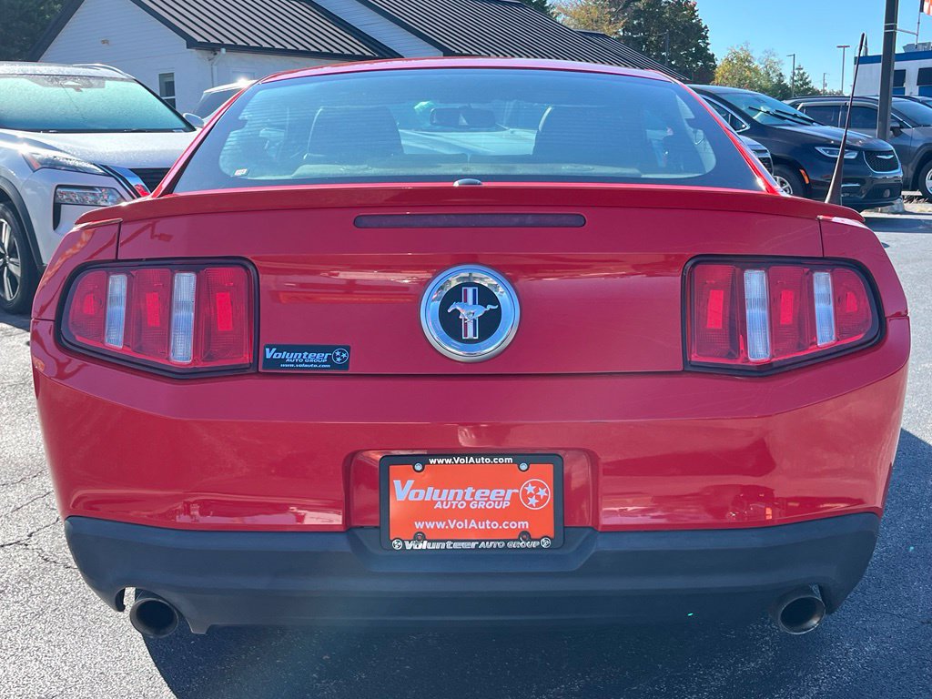 Used 2012 Ford Mustang Premium RWD image 9