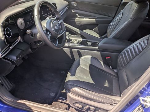 Certified 2021 Hyundai Elantra Limited FWD image 20