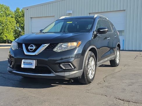 Used 2015 Nissan Rogue SV w/ SV Moonroof Package AWD/4WD image 3