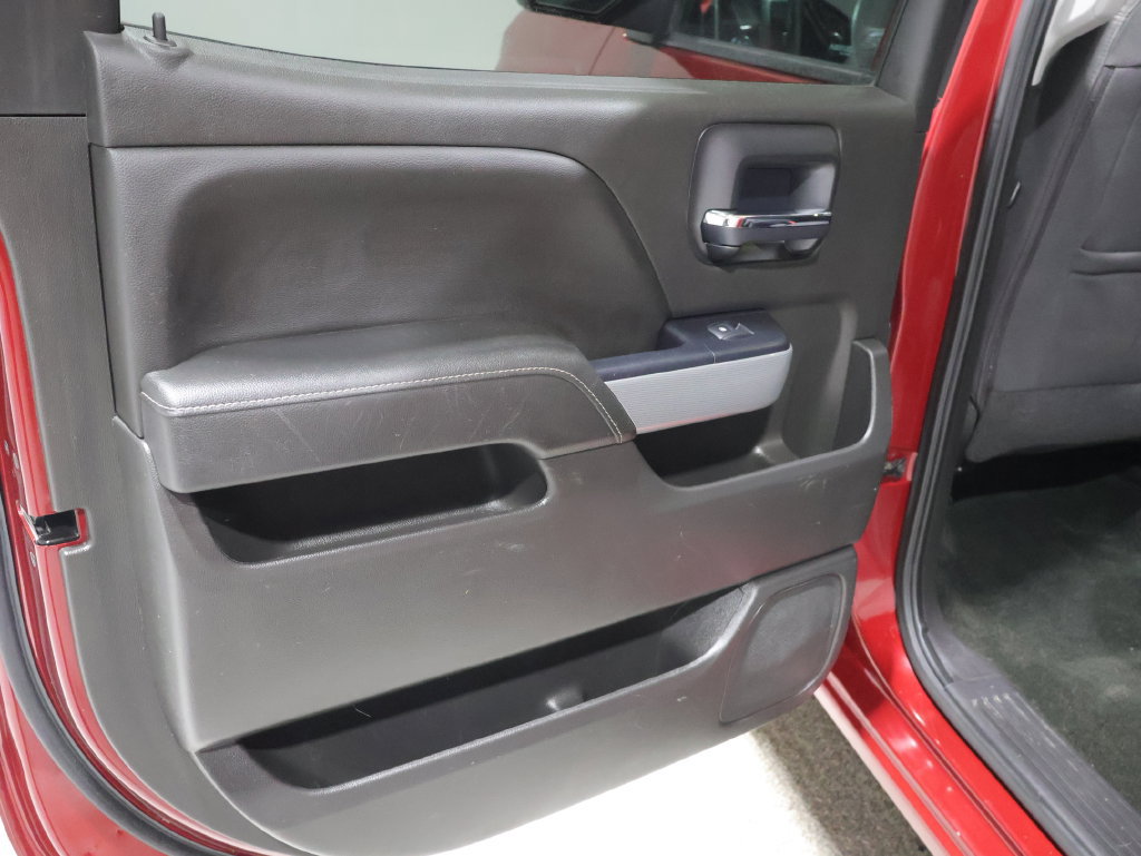 Used 2018 Chevrolet Silverado 1500 LT w/ All Star Edition AWD/4WD image 22