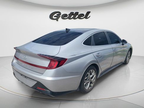 Used 2023 Hyundai Sonata SEL w/ Convenience Package FWD image 3