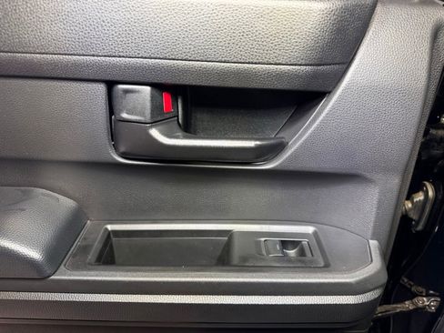 Certified 2025 Toyota Tacoma SR5 image 46