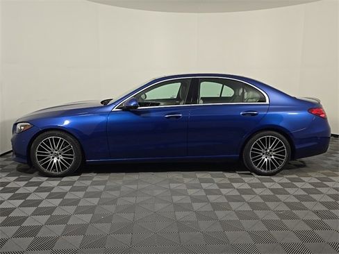 Certified 2022 Mercedes-Benz C 300 4MATIC Sedan image 2