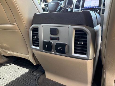 Used 2019 Ford F150 Lariat w/ Equipment Group 502A Luxury image 19