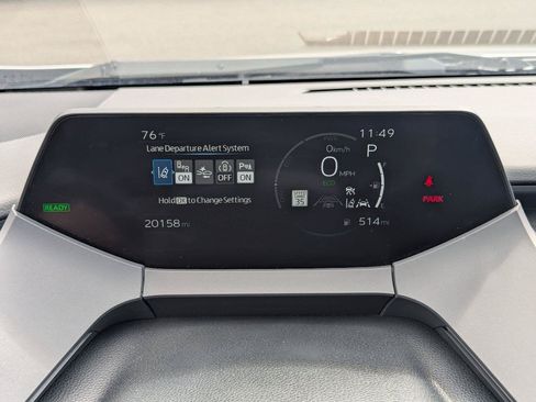 Used 2025 Toyota Prius LE FWD image 16