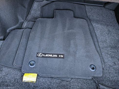 Used 2022 Lexus IS 350 F Sport image 29