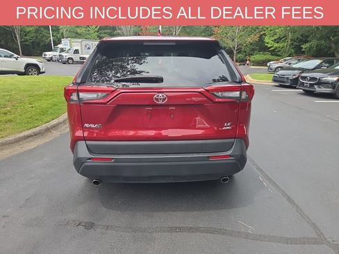 Used 2025 Toyota RAV4 LE AWD/4WD image 12