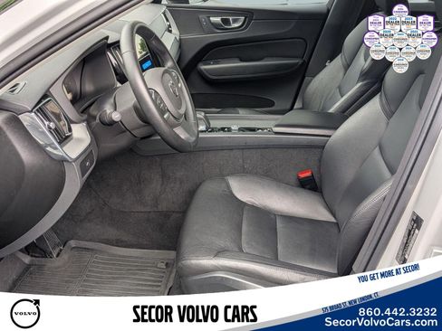 Certified 2024 Volvo XC60 B5 Core w/ Protection Package Premier AWD/4WD image 14