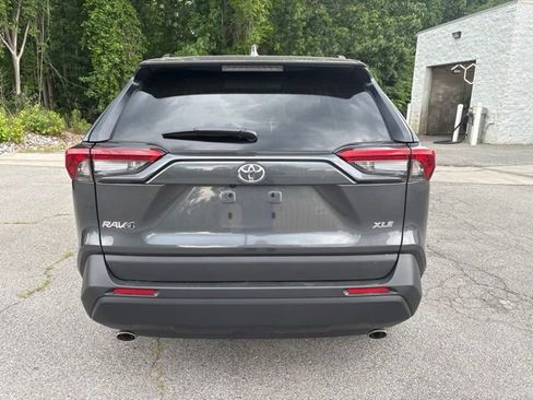 Used 2025 Toyota RAV4 XLE w/ Convenience Package FWD image 6