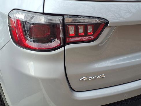 Certified 2025 Jeep Compass Limited image 22