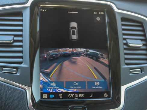 Used 2023 Volvo XC90 B6 Core w/ Climate Package image 27