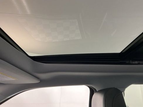 Certified 2025 Ford F450 Lariat w/ FX4 Off-Road Package image 24