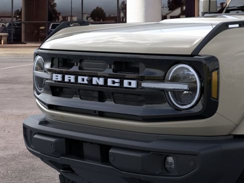 New 2026 Ford Bronco Outer Banks AWD/4WD image 19