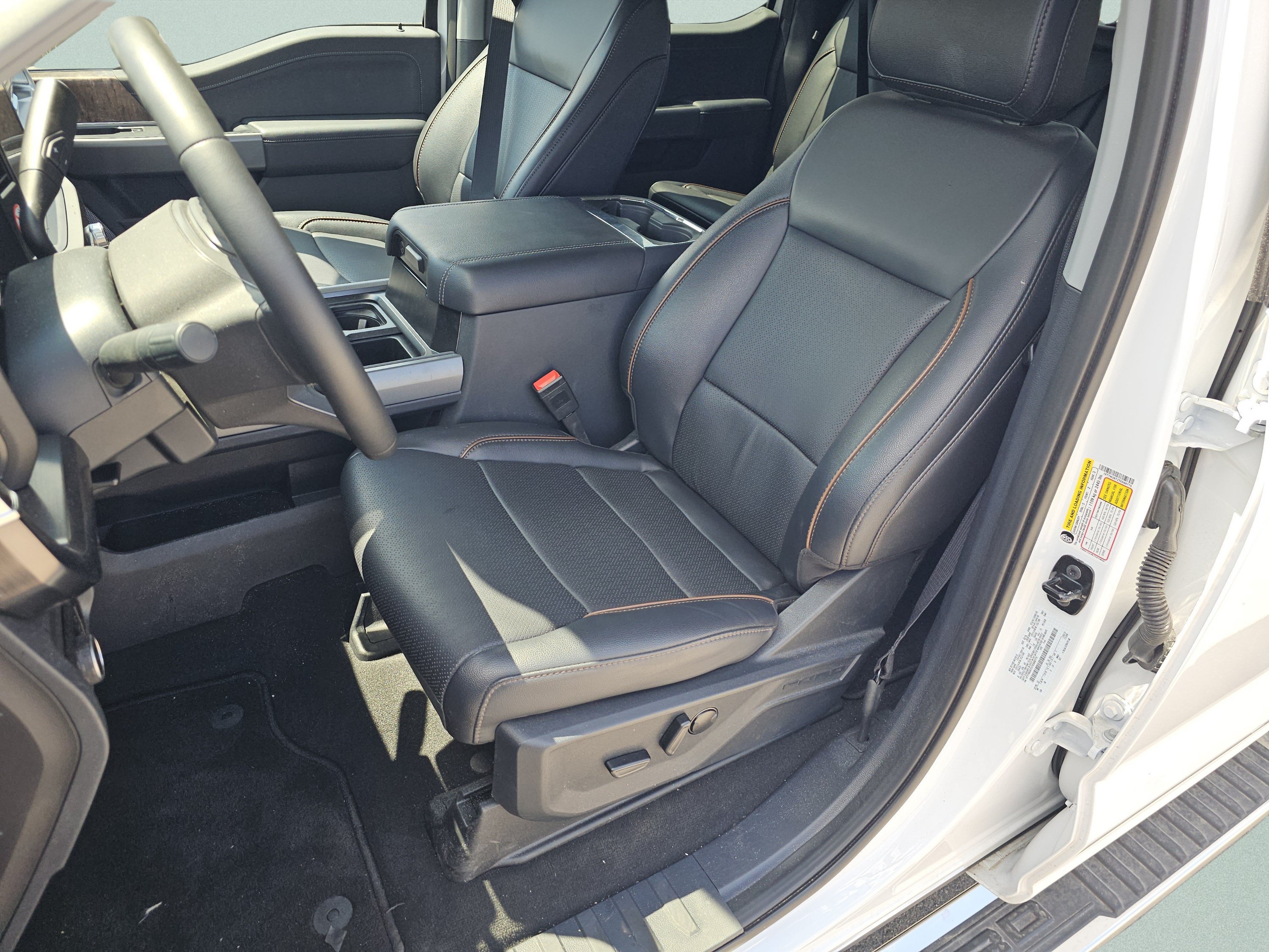 Used 2026 Ford F250 Lariat AWD/4WD image 6