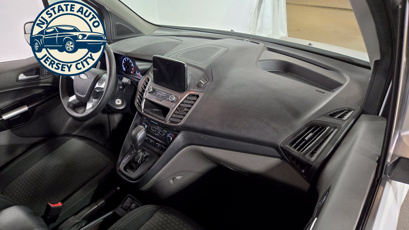 Used 2023 Ford Transit Connect XLT FWD image 32