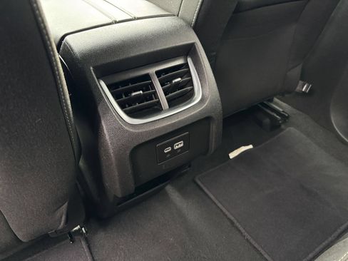 Used 2025 Chevrolet Blazer LT FWD image 24