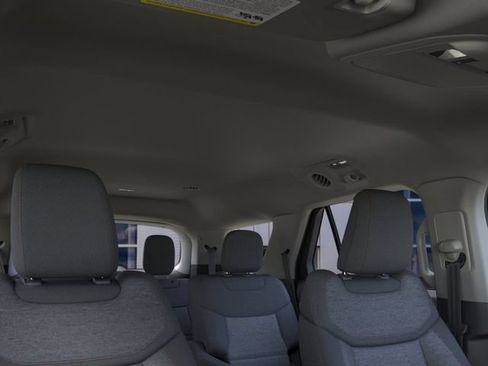 New 2026 Ford Explorer Active RWD image 29