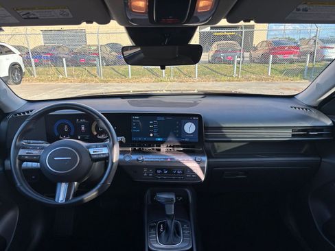 Used 2025 Hyundai Kona SEL image 33