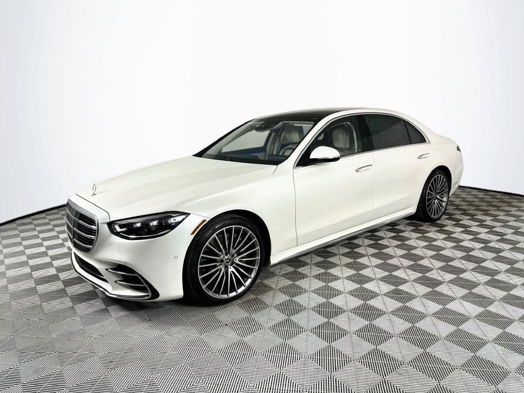 Certified 2022 Mercedes-Benz S 500 4MATIC image 3