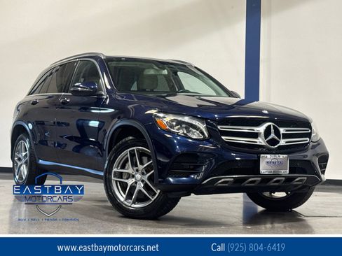 Used 2017 Mercedes-Benz GLC 300 4MATIC image 1
