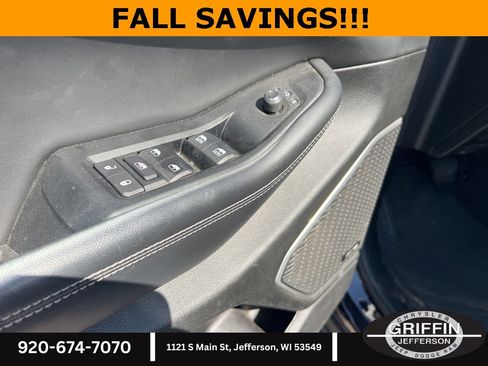 Used 2023 Jeep Grand Cherokee L Limited w/ Trailer Tow Group (B) image 19