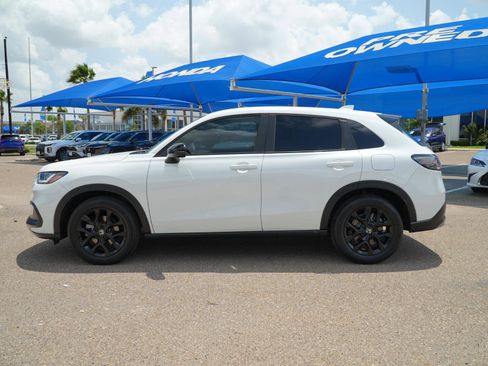 Used 2023 Honda HR-V Sport image 10