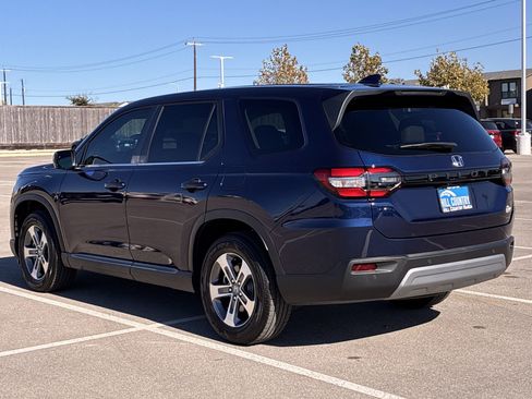 Certified 2025 Honda Pilot EX-L image 4