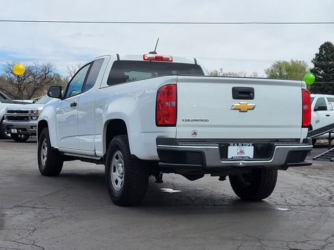 Used 2018 Chevrolet Colorado W/T AWD/4WD image 11